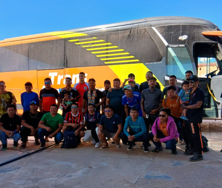FUTEBOL INDÍGENA: Seleção Hunikuin de Feijó-AC rumo a Brasília; título nacional pode levar alegria à cidade que sofre com cheias